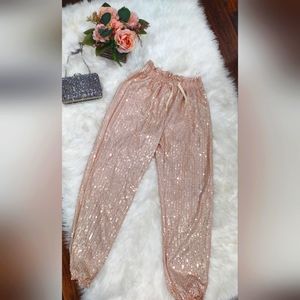 Shine pants available in S y L just 2 pieces